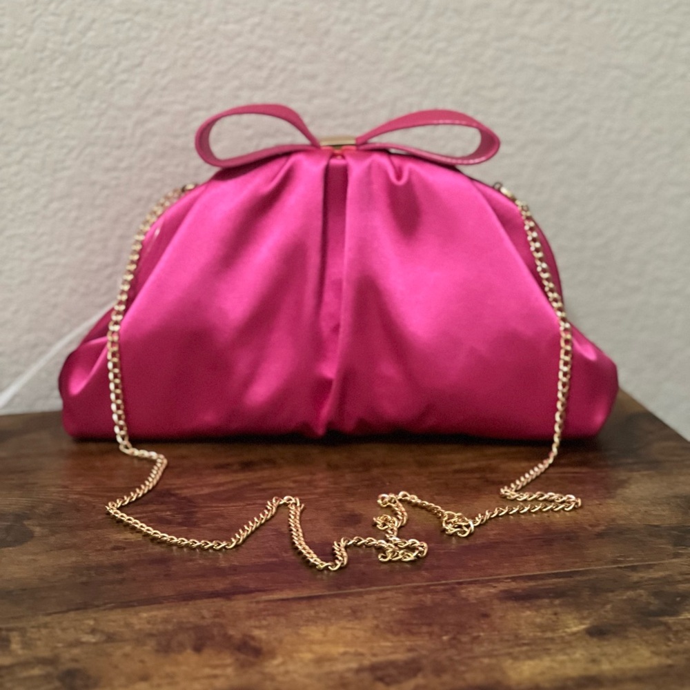 Elegant Pink Satin Clutch with Gold Chain